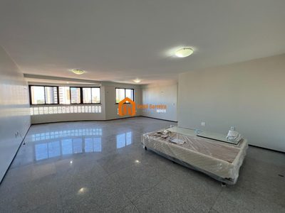 Apartamento, 3 quartos, 165 m² - Foto 2