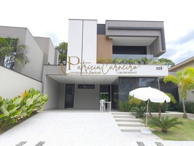 Casa, 5 quartos, 331 m² - Foto 2