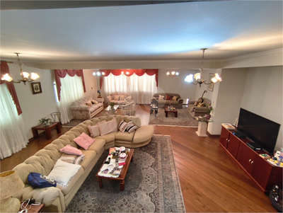Sobrado, 4 quartos, 550 m² - Foto 1