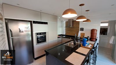 Casa, 7 quartos, 220 m² - Foto 2