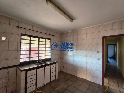 Casa, 3 quartos, 66 m² - Foto 2