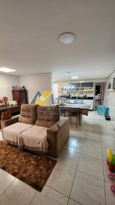 Casa, 3 quartos, 190 m² - Foto 3