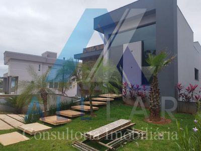 Sobrado, 3 quartos, 217 m² - Foto 1