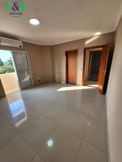 Sobrado, 3 quartos, 220 m² - Foto 4