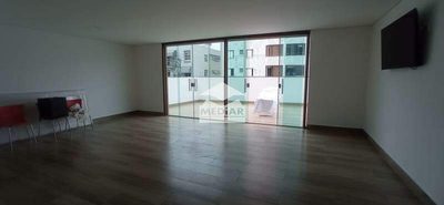 Casa, 5 quartos, 290 m² - Foto 1