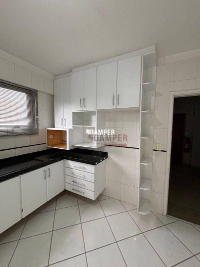 Apartamento, 3 quartos, 145 m² - Foto 2