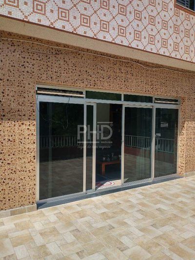 Casa, 4 quartos, 236 m² - Foto 1