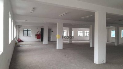 Sala-Conjunto, 350 m² - Foto 1