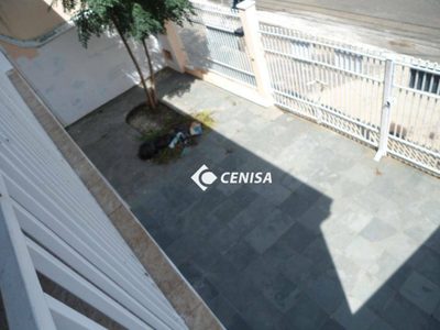 Casa, 4 quartos, 231 m² - Foto 2