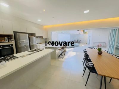 Casa, 3 quartos, 212 m² - Foto 2