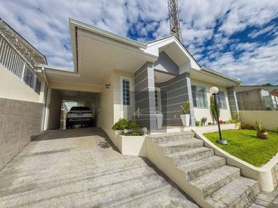Casa, 5 quartos, 209 m² - Foto 1