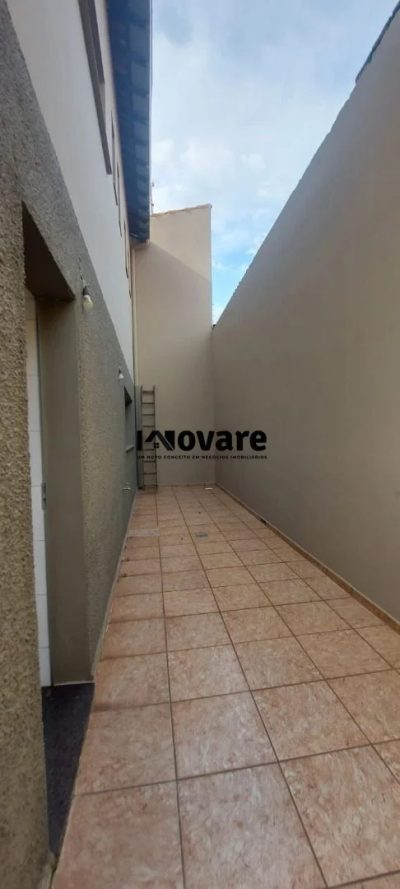 Casa, 3 quartos, 240 m² - Foto 1