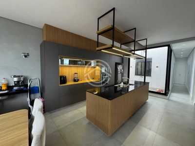 Casa, 3 quartos, 199 m² - Foto 3