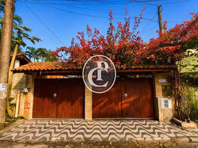 Casa, 3 quartos, 230 m² - Foto 1