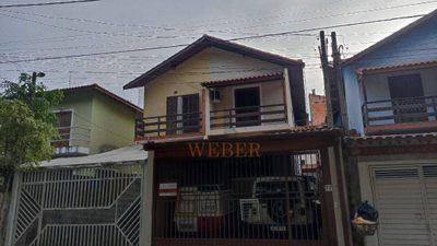 Casa, 3 quartos, 174 m² - Foto 1