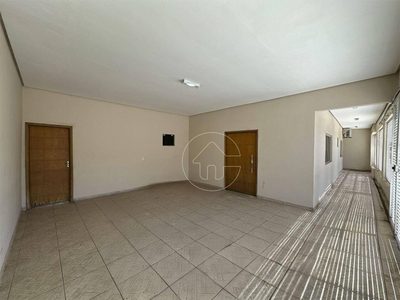 Casa, 3 quartos, 320 m² - Foto 2