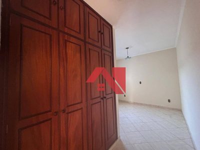 Casa, 3 quartos, 180 m² - Foto 2