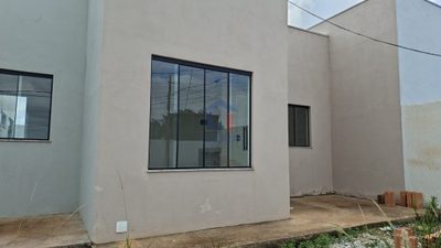 Casa, 2 quartos, 92840 m² - Foto 1