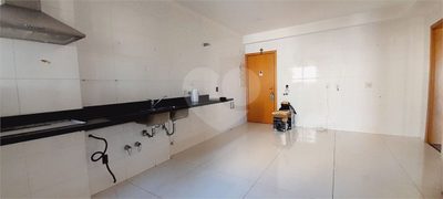 Apartamento, 3 quartos, 187 m² - Foto 2