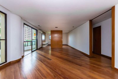 Apartamento, 3 quartos, 198 m² - Foto 2