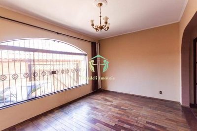 Sobrado, 5 quartos, 318 m² - Foto 1