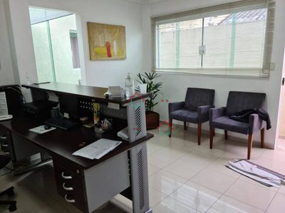 Casa, 6 quartos, 120 m² - Foto 2