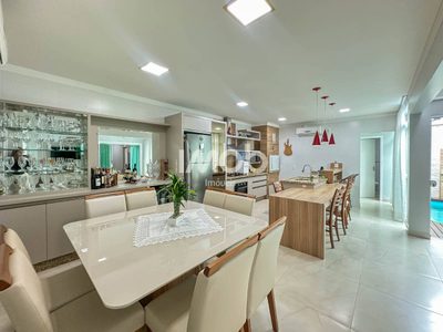 Casa, 4 quartos, 284 m² - Foto 4