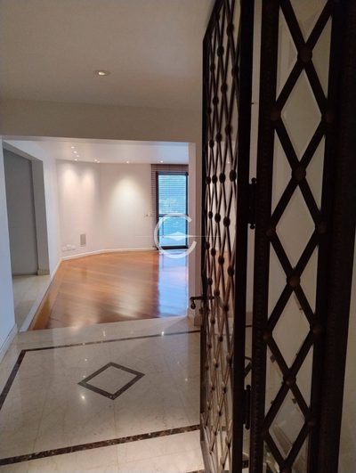 Apartamento, 3 quartos, 450 m² - Foto 1