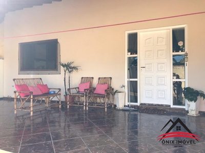 Casa, 3 quartos, 180 m² - Foto 1
