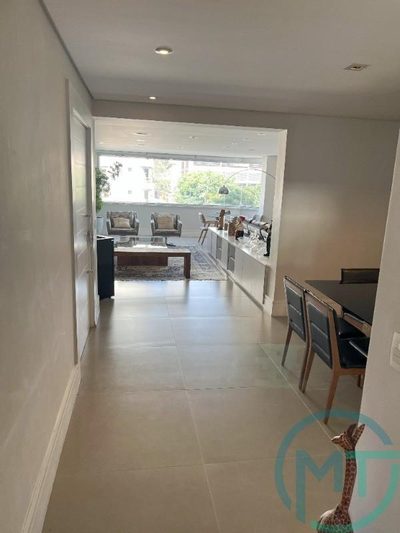 Apartamento, 3 quartos, 232 m² - Foto 2