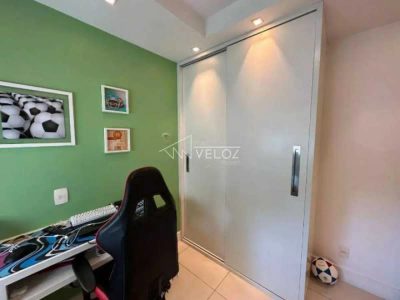 Cobertura, 3 quartos, 197 m² - Foto 2