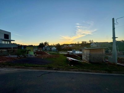 Loteamento e Condomínio, 250 m² - Foto 1