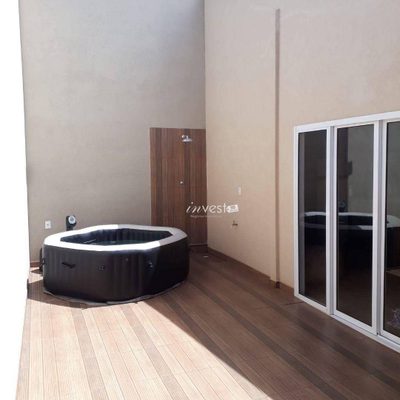Casa, 3 quartos, 199 m² - Foto 2