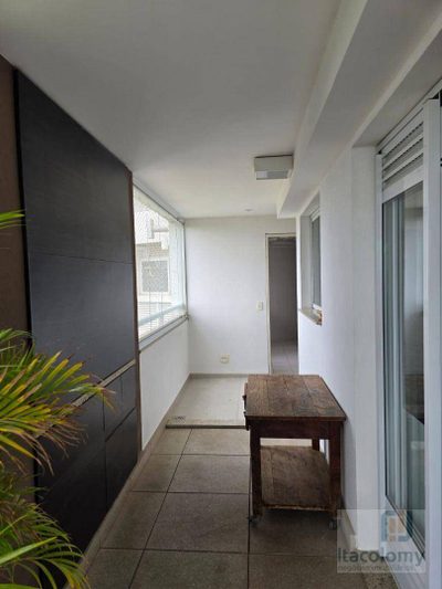 Apartamento, 3 quartos, 196 m² - Foto 3