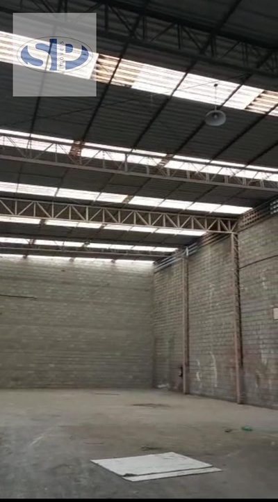 Depósito-Galpão, 700 m² - Foto 2