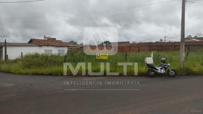 Loteamento e Condomínio - Foto 1