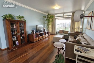 Casa, 3 quartos, 182 m² - Foto 1