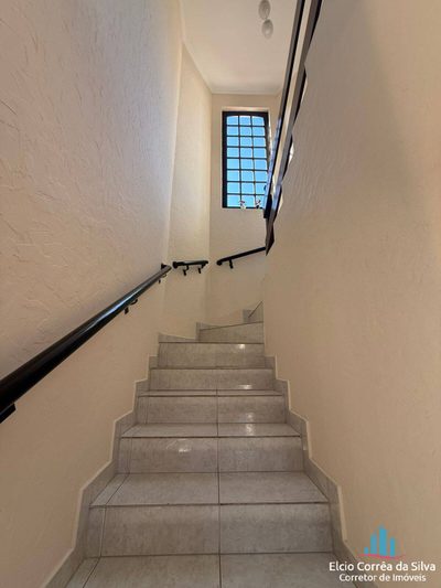 Casa, 4 quartos, 340 m² - Foto 2