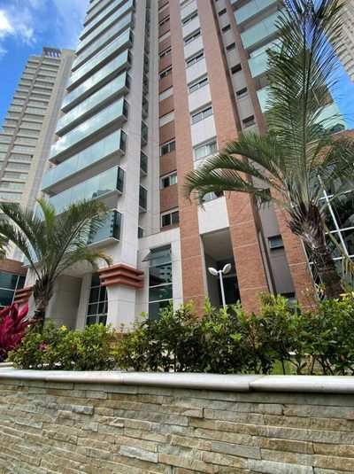 Apartamento, 3 quartos, 244 m² - Foto 1