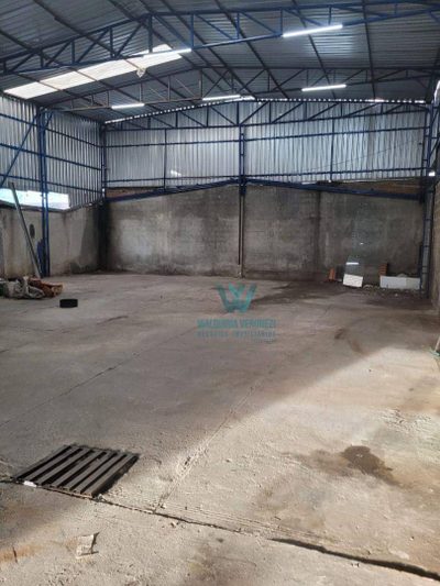 Depósito-Galpão, 420 m² - Foto 1