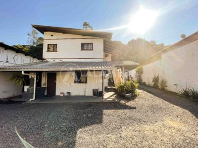 Casa, 7 quartos, 180 m² - Foto 3
