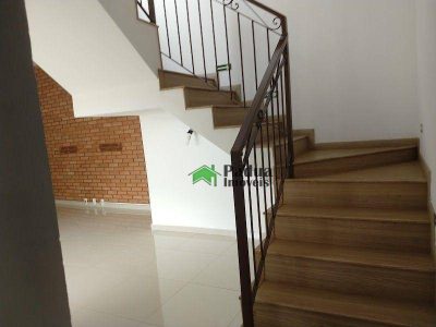 Casa, 4 quartos, 226 m² - Foto 5