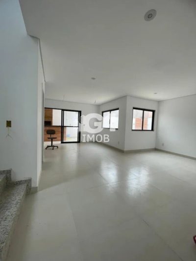 Casa, 3 quartos, 220 m² - Foto 1