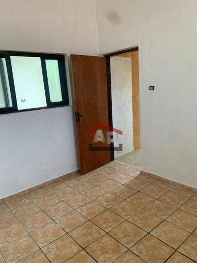 Casa, 3 quartos, 243 m² - Foto 4
