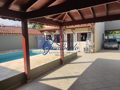 Casa, 3 quartos, 241 m² - Foto 2