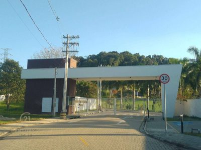 Loteamento e Condomínio, 699 m² - Foto 1