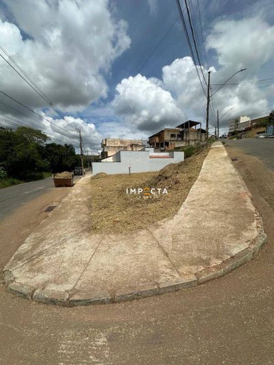 Terreno, 240 m² - Foto 1