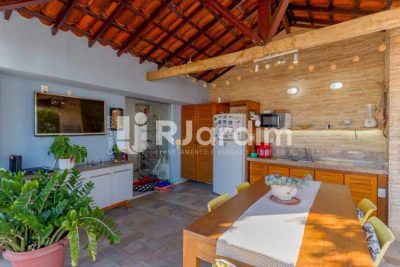 Cobertura, 3 quartos, 208 m² - Foto 2