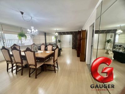 Apartamento, 3 quartos, 170 m² - Foto 1
