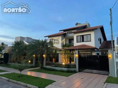 Casa, 4 quartos, 413 m² - Foto 1